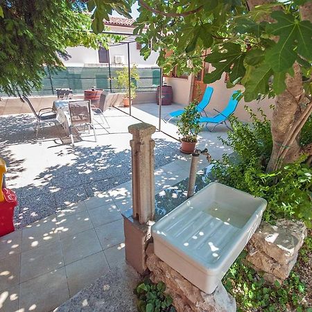 Apartman Kirac Помер Екстер'єр фото
