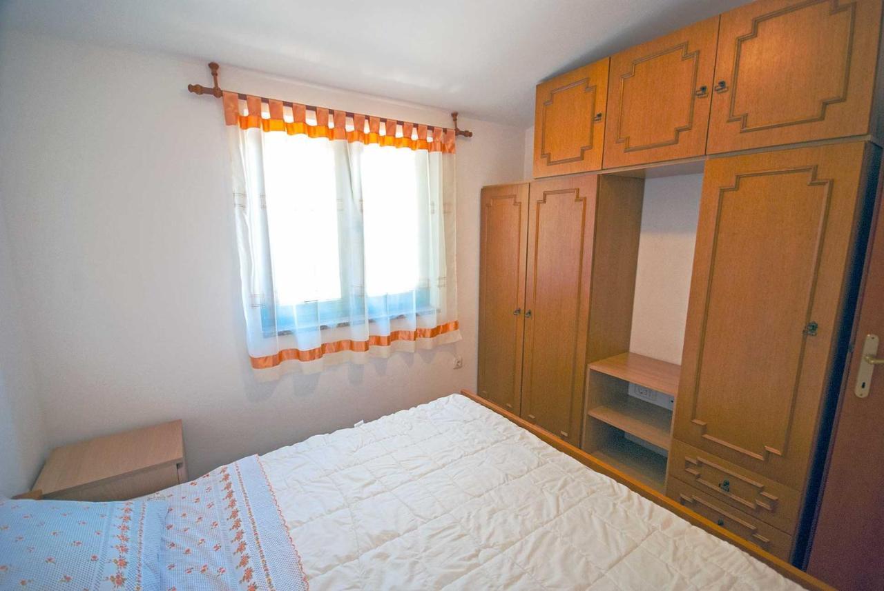 Apartman Kirac Помер Екстер'єр фото